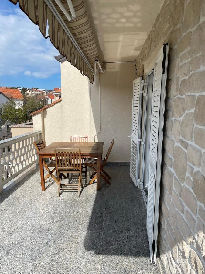 Duplex Appartment Luna 크르크 외부 사진